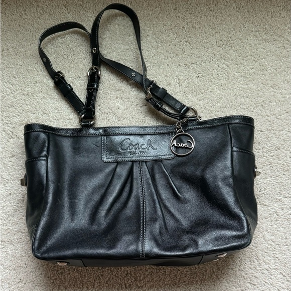 Coach Black Leather East West Gallery Tote - Picture 2 of 8
